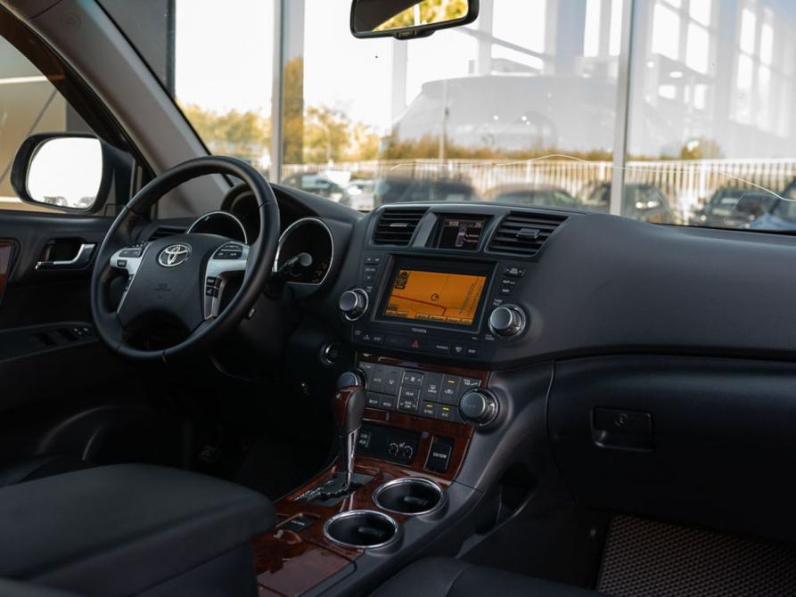 Toyota Highlander II (XU40) Рестайлинг Новосибирск  - изображение 10