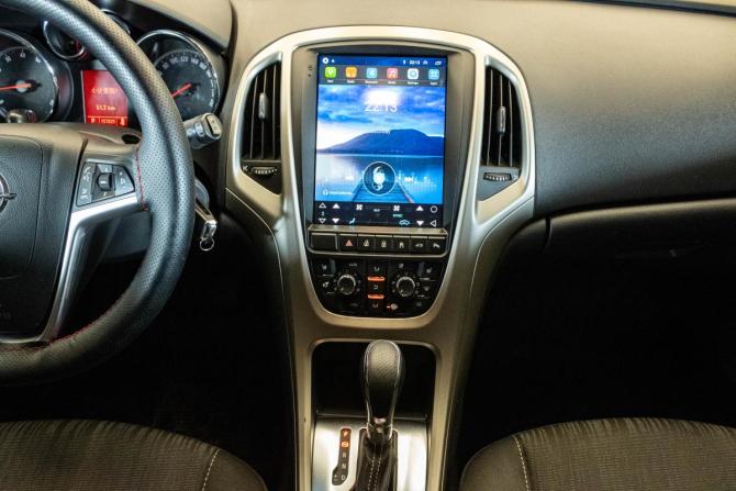 Opel Astra J с пробегом 2011 года, цена 629 000 рублей, 157025 км, хэтчбек, Автокод Объявления