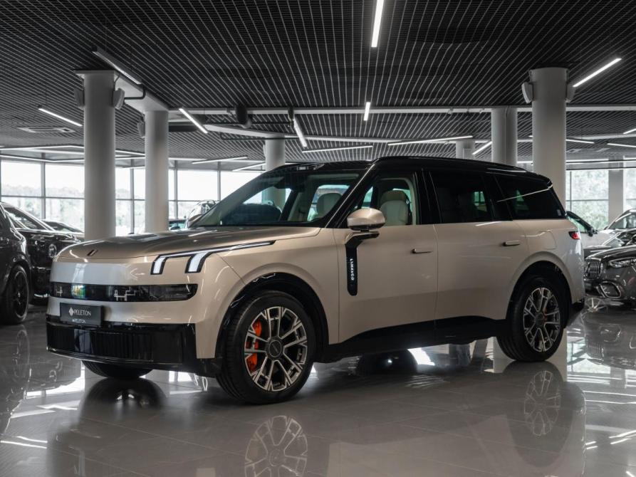 Lynk &amp; Co 900 Москва  - изображение 1
