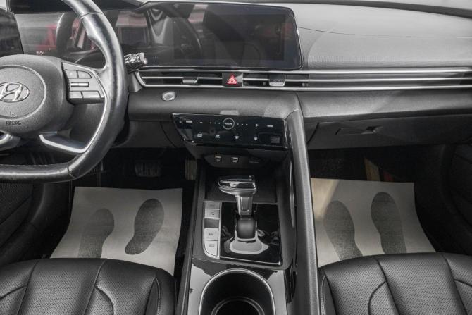 Hyundai Elantra VII (CN7) с пробегом 2020 года, цена 1 899 000 рублей, 78800 км, седан, Автокод Объявления