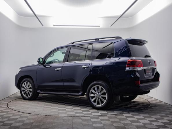 Toyota Land Cruiser 200 Series Рестайлинг 2 с пробегом 2017 года, цена 6 277 000 рублей, 127337 км, внедорожник, Автокод Объявления