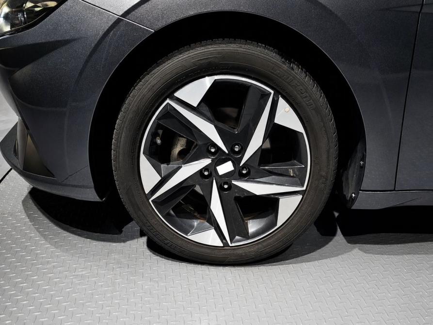 Hyundai Elantra VI (AD) Рестайлинг Ростов-на-Дону  - изображение 8