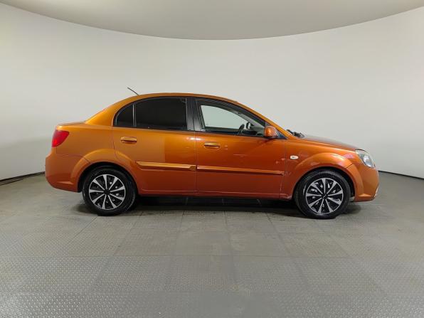 Kia Rio II Рестайлинг с пробегом 2011 года, цена 489 850 рублей, 300000 км, седан, Автокод Объявления