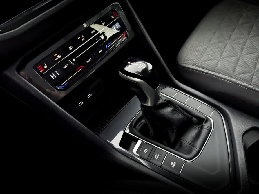 Volkswagen Tiguan II Рестайлинг Москва  - изображение 29