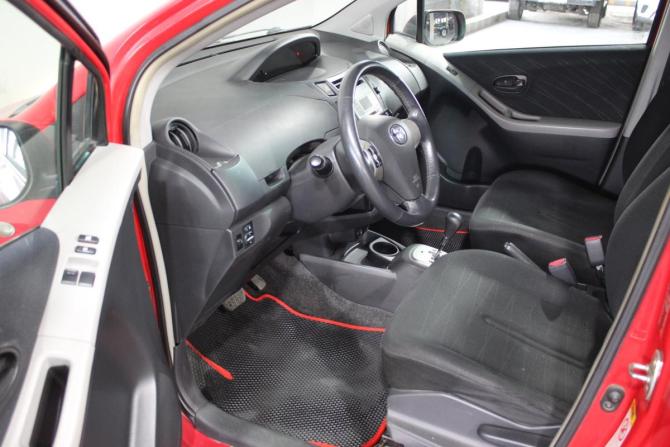 Toyota Yaris II с пробегом 2006 года, цена 349 000 рублей, 200000 км, хэтчбек, Автокод Объявления