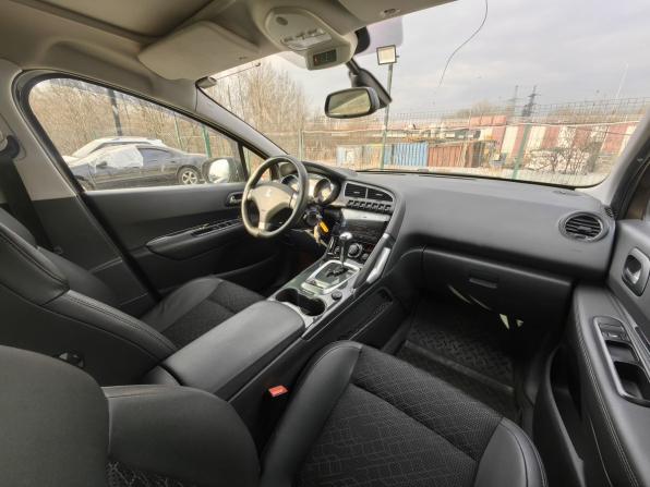 Peugeot 3008 I Рестайлинг с пробегом 2014 года, цена 909 000 рублей, 120608 км, внедорожник, Автокод Объявления