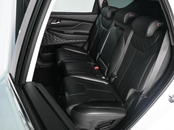 Hyundai Santa Fe IV Рестайлинг с пробегом 2020 года, цена 3 829 000 рублей, 79768 км, внедорожник, Автокод Объявления
