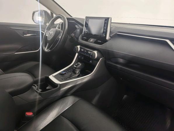 Toyota RAV4 V (XA50) с пробегом 2021 года, цена 3 749 000 рублей, 92500 км, внедорожник, Автокод Объявления