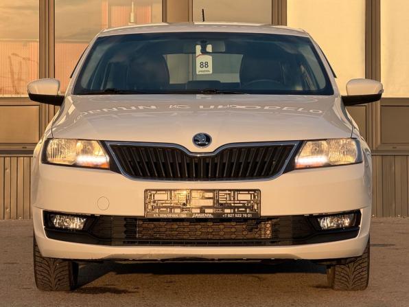 Skoda Rapid I Рестайлинг с пробегом 2017 года, цена 1 110 000 рублей, 109000 км, лифтбек, Автокод Объявления