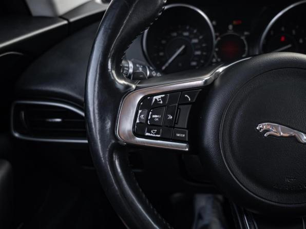 Jaguar F-Pace I с пробегом 2017 года, цена 2 700 000 рублей, 162173 км, внедорожник, Автокод Объявления