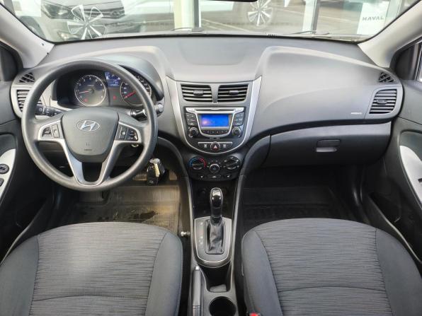 Hyundai Solaris I Рестайлинг с пробегом 2015 года, цена 1 100 000 рублей, 129802 км, седан, Автокод Объявления