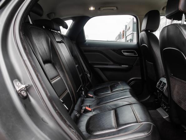 Jaguar F-Pace I с пробегом 2017 года, цена 2 400 000 рублей, 188177 км, внедорожник, Автокод Объявления