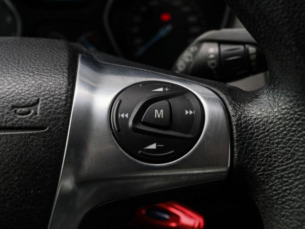 Ford Focus III с пробегом 2013 года, цена 800 000 рублей, 183692 км, хэтчбек, Автокод Объявления