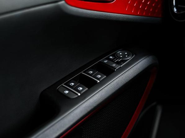 Kia Soul III с пробегом 2022 года, цена 2 300 000 рублей, 15572 км, хэтчбек, Автокод Объявления