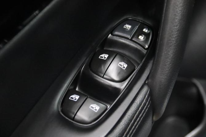 Nissan Qashqai II Рестайлинг с пробегом 2019 года, цена 1 970 450 рублей, 135004 км, внедорожник, Автокод Объявления