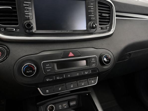 Kia Sorento III Prime Рестайлинг с пробегом 2018 года, цена 2 899 000 рублей, 93000 км, внедорожник, Автокод Объявления
