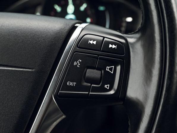 Volvo XC60 I Рестайлинг с пробегом 2014 года, цена 1 699 000 рублей, 340000 км, внедорожник, Автокод Объявления