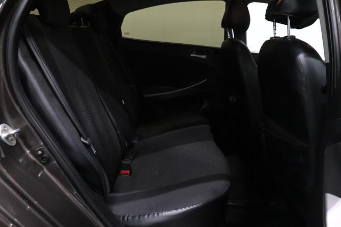 Hyundai Solaris I Рестайлинг с пробегом 2016 года, цена 1 000 000 рублей, 143009 км, седан, Автокод Объявления