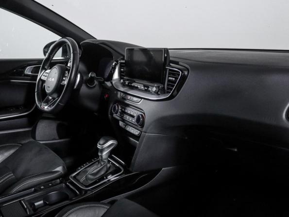 Kia Ceed III Рестайлинг с пробегом 2021 года, цена 2 350 000 рублей, 96586 км, хэтчбек, Автокод Объявления