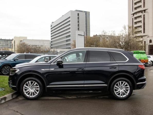 Volkswagen Touareg III с пробегом 2019 года, цена 5 498 000 рублей, 36723 км, внедорожник, Автокод Объявления