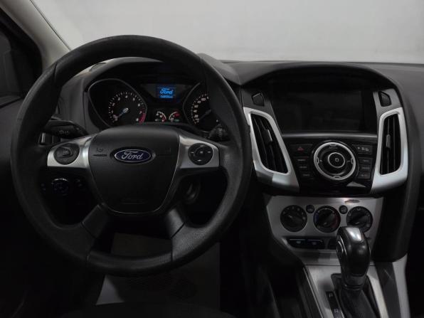 Ford Focus III с пробегом 2013 года, цена 645 000 рублей, 140933 км, хэтчбек, Автокод Объявления