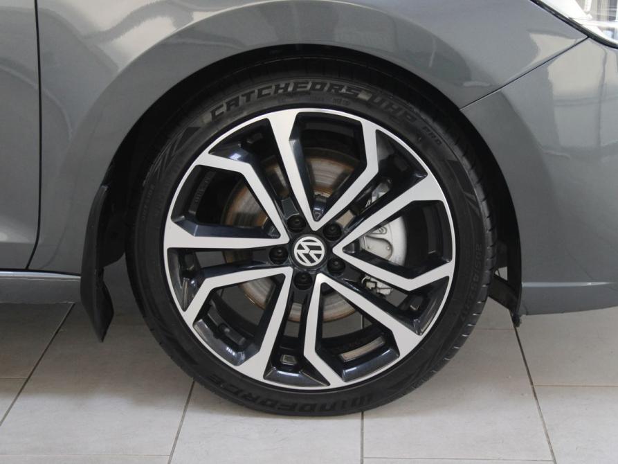 Volkswagen Polo VI Старый Оскол  - изображение 23