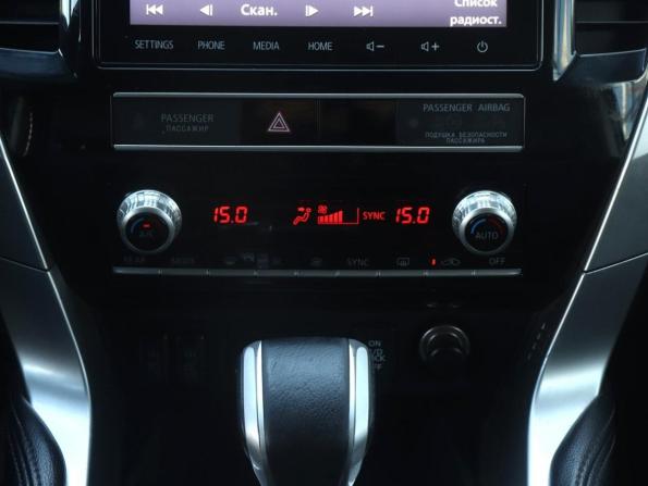 Mitsubishi Pajero Sport III Рестайлинг с пробегом 2022 года, цена 2 750 000 рублей, 352065 км, внедорожник, Автокод Объявления