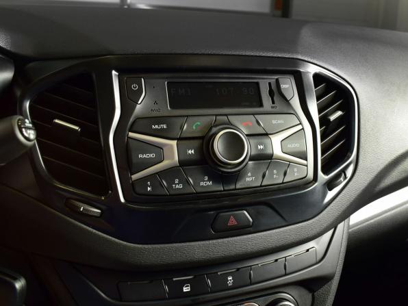 Lada (ВАЗ) Vesta I с пробегом 2017 года, цена 699 999 рублей, 126255 км, седан, Автокод Объявления