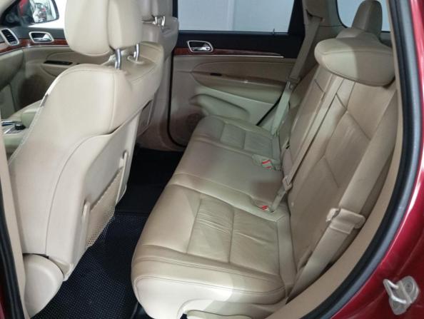 Jeep Grand Cherokee IV (WK2) с пробегом 2011 года, цена 1 316 500 рублей, 244133 км, внедорожник, Автокод Объявления