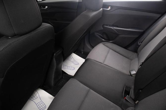 Hyundai Solaris II с пробегом 2018 года, цена 1 339 000 рублей, 109200 км, седан, Автокод Объявления