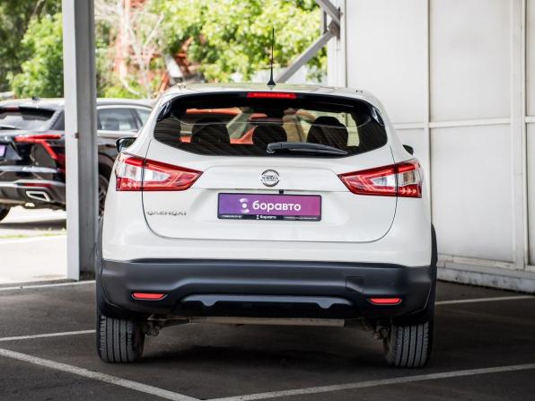 Nissan Qashqai II с пробегом 2016 года, цена 1 650 000 рублей, 110400 км, внедорожник, Автокод Объявления