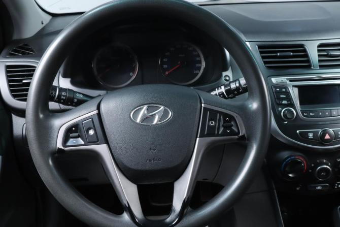 Hyundai Solaris I Рестайлинг с пробегом 2014 года, цена 989 000 рублей, 128801 км, хэтчбек, Автокод Объявления