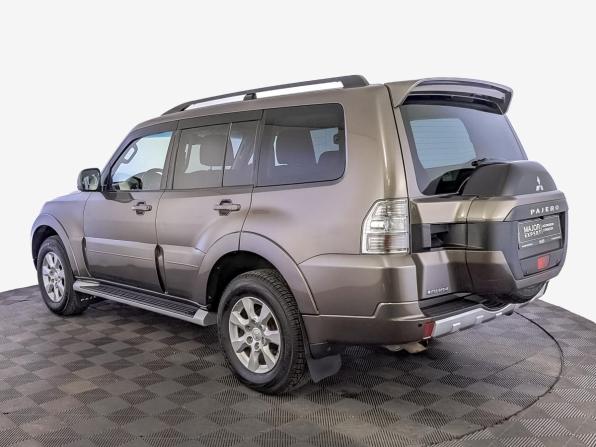 Mitsubishi Pajero IV Рестайлинг 2 с пробегом 2015 года, цена 2 590 000 рублей, 141320 км, внедорожник, Автокод Объявления