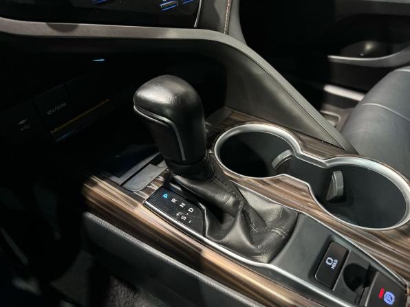 Toyota Camry VIII (XV70) с пробегом 2019 года, цена 2 490 000 рублей, 166567 км, седан, Автокод Объявления