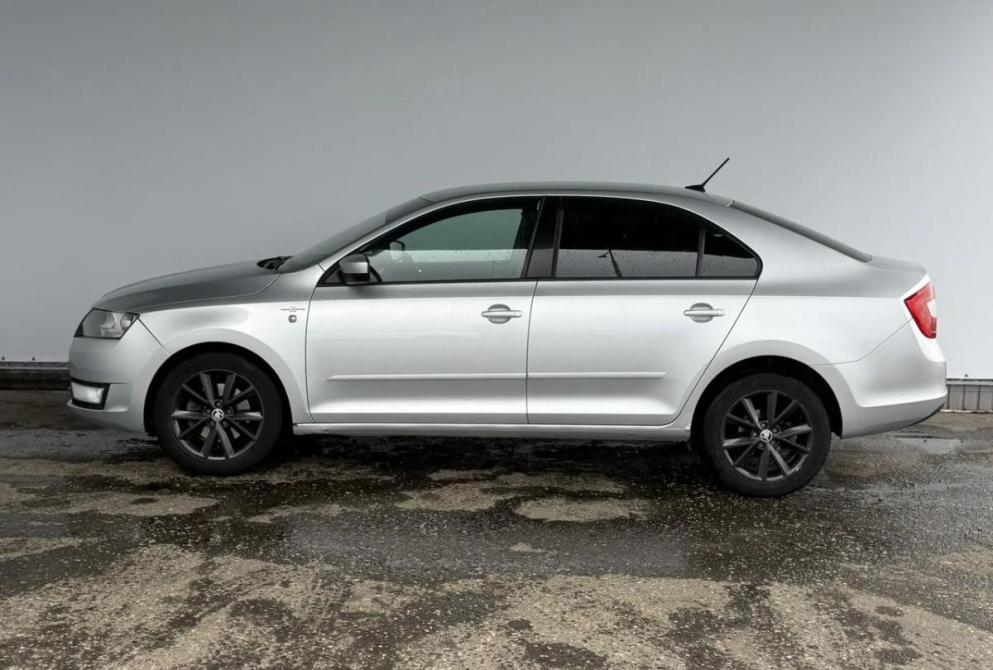 Skoda Rapid I Киров  - изображение 9