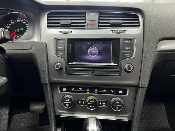 Volkswagen Golf VII с пробегом 2013 года, цена 850 000 рублей, 179227 км, хэтчбек, Автокод Объявления