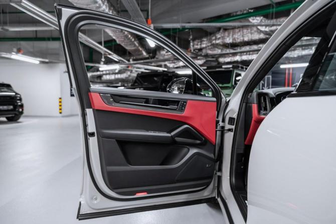 Новый Porsche Cayenne III Рестайлинг 2025 года, цена 22 700 000 рублей, внедорожник, Автокод Объявления