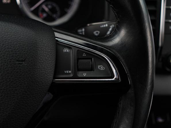 Skoda Karoq I с пробегом 2020 года, цена 2 300 000 рублей, 88677 км, внедорожник, Автокод Объявления