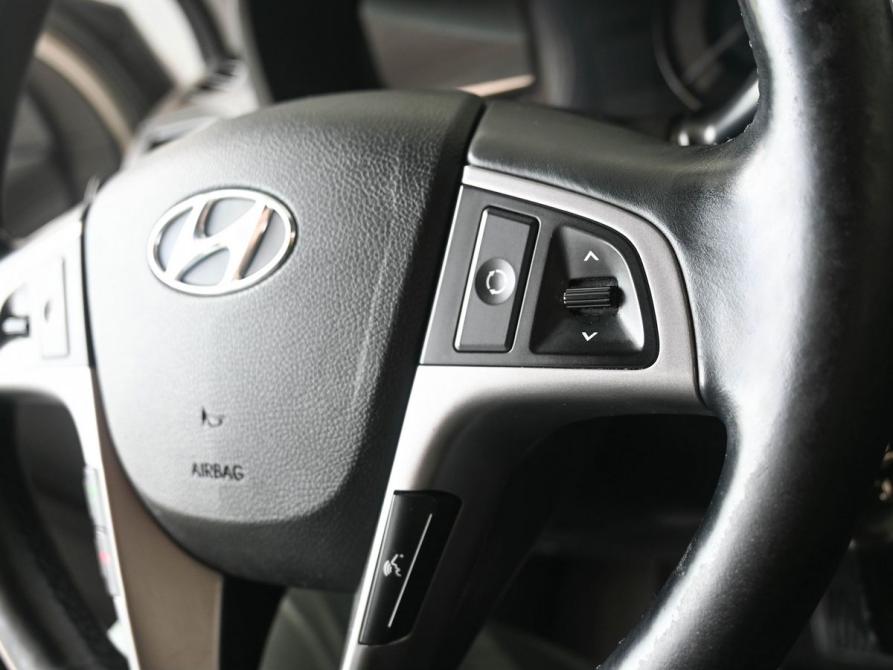 Hyundai Solaris I Рестайлинг Ростов-на-Дону  - изображение 15