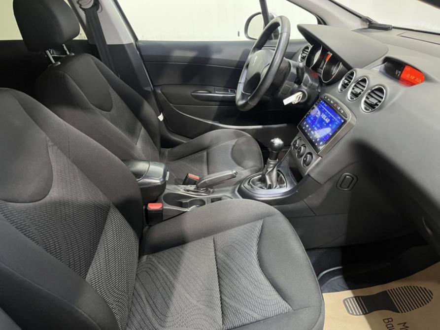 Peugeot 408 I Курск  - изображение 7