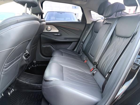 Chery Arrizo 8 с пробегом 2023 года, цена 2 010 000 рублей, 54806 км, седан, Автокод Объявления