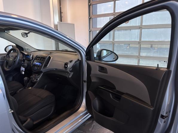 Chevrolet Aveo II с пробегом 2012 года, цена 600 000 рублей, 165844 км, седан, Автокод Объявления