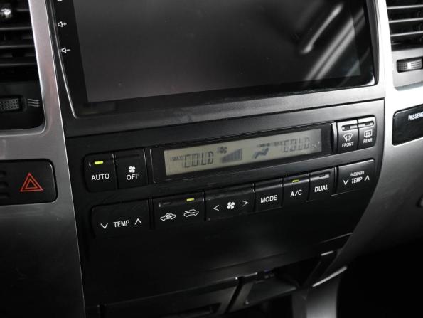 Toyota Land Cruiser Prado 120 Series Рестайлинг с пробегом 2008 года, цена 2 290 000 рублей, 317868 км, внедорожник, Автокод Объявления
