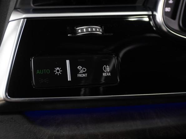 Audi Q7 II (4M) Рестайлинг с пробегом 2020 года, цена 6 899 000 рублей, 136908 км, внедорожник, Автокод Объявления