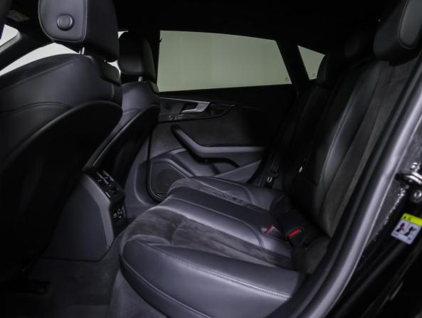 Audi A5 II (F5) Рестайлинг с пробегом 2020 года, цена 3 890 000 рублей, 85011 км, лифтбек, Автокод Объявления
