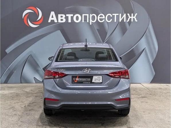 Hyundai Solaris II с пробегом 2017 года, цена 970 000 рублей, 201478 км, седан, Автокод Объявления