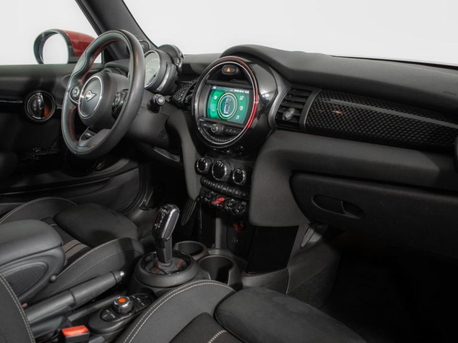 Mini Hatch III (F55/F56) Рестайлинг Москва  - изображение 10