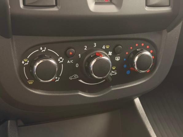 Lada (ВАЗ) Largus I Рестайлинг с пробегом 2024 года, цена 1 220 000 рублей, 22390 км, универсал, Автокод Объявления