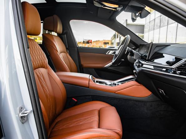 BMW X6 III (G06) Рестайлинг с пробегом 2024 года, цена 17 500 000 рублей, 104 км, внедорожник, Автокод Объявления