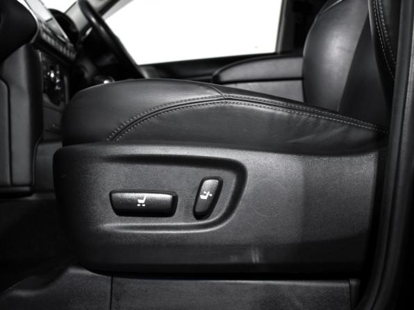 Toyota Land Cruiser Prado 150 Series Рестайлинг 2 с пробегом 2019 года, цена 4 850 000 рублей, 75400 км, внедорожник, Автокод Объявления